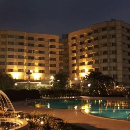 The Residence Hotel & Apartments Powai Мумбаи Экстерьер фото
