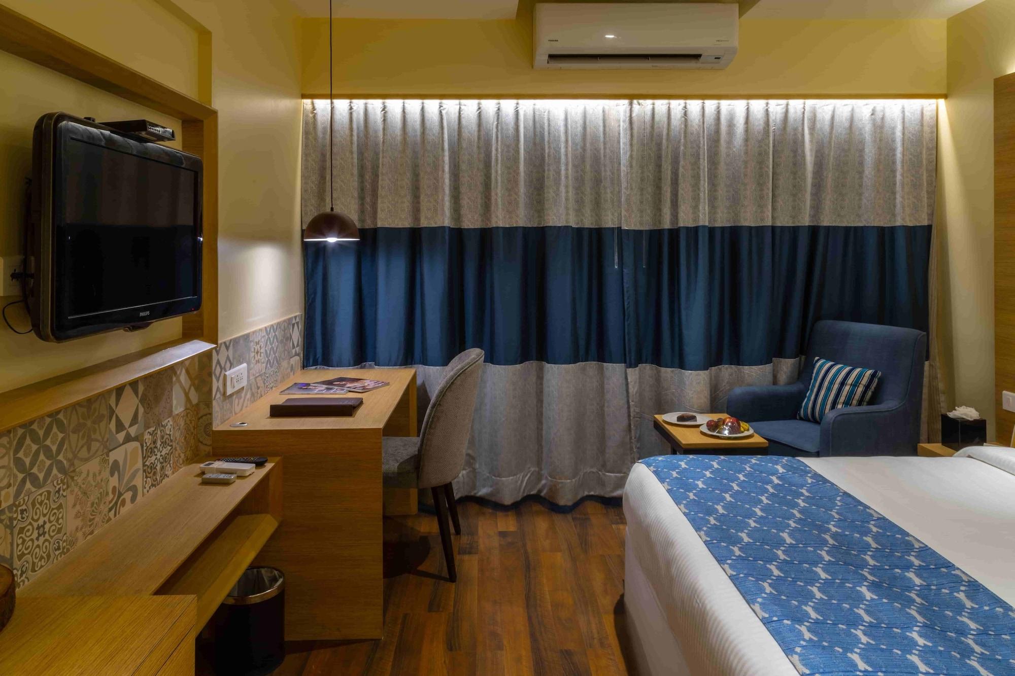 The Residence Hotel & Apartments Powai Мумбаи Экстерьер фото
