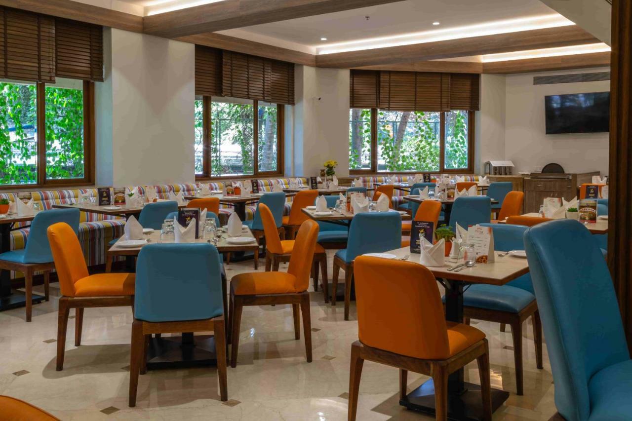The Residence Hotel & Apartments Powai Мумбаи Экстерьер фото