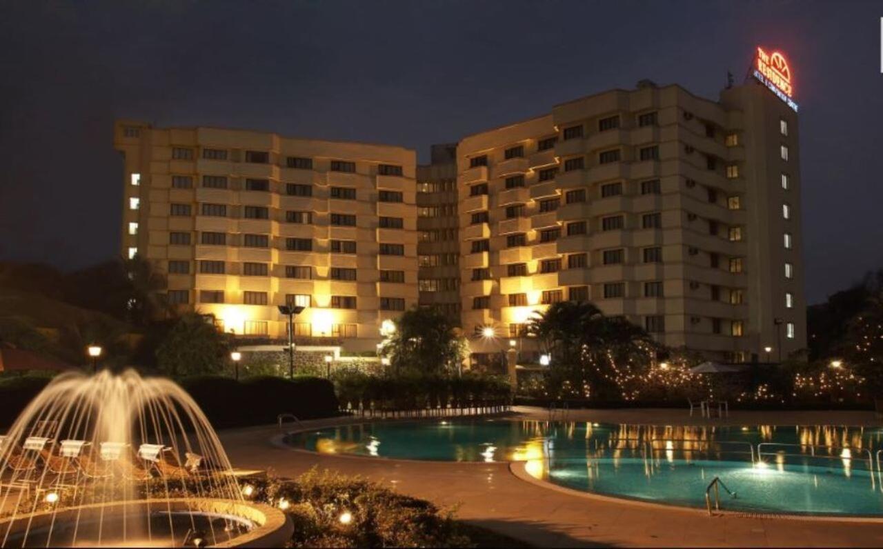 The Residence Hotel & Apartments Powai Мумбаи Экстерьер фото